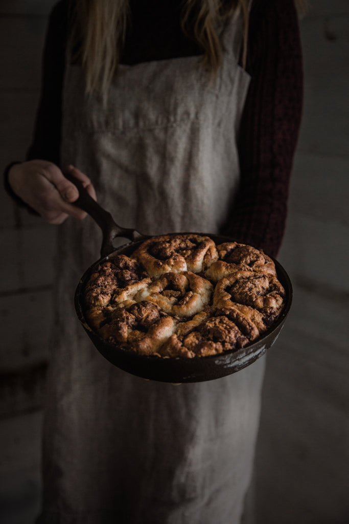 Nest Homeware 9 Inch Cast Iron Skillet with Lid