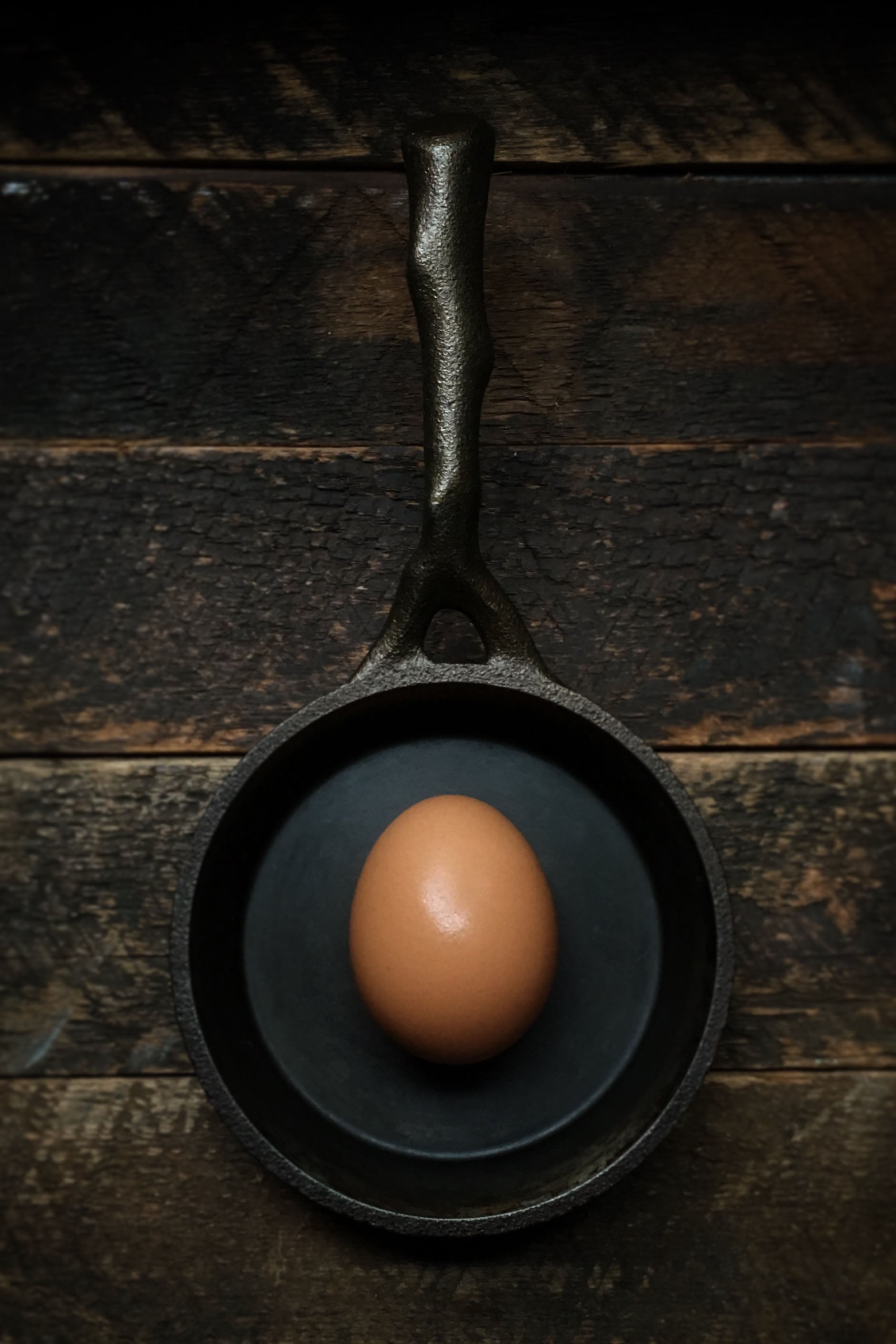 4.5 in Cast Iron Egg Pan